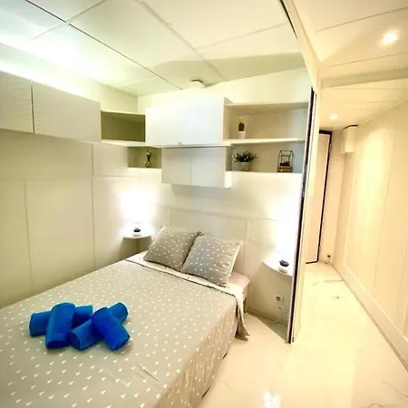 Le Rocamare -superb-atypical Sea View-a.c-wifi Апартаменты Ницца