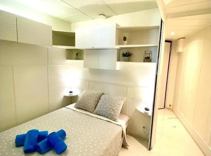 Le Rocamare -superb-atypical Sea View-a.c-wifi شقة نيس