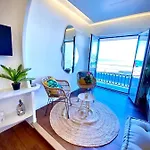 Le Rocamare -superb-atypical Sea View-a.c-wifi Apartman *