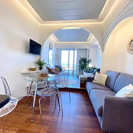 Apartman Le Rocamare -superb-atypical Sea View-a.c-wifi