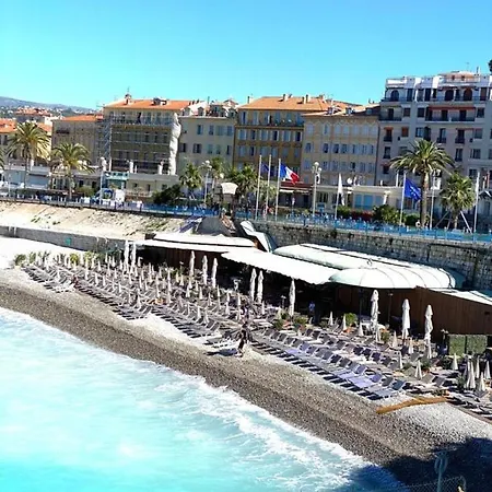 Le Rocamare -superb-atypical Sea View-a.c-wifi דירה